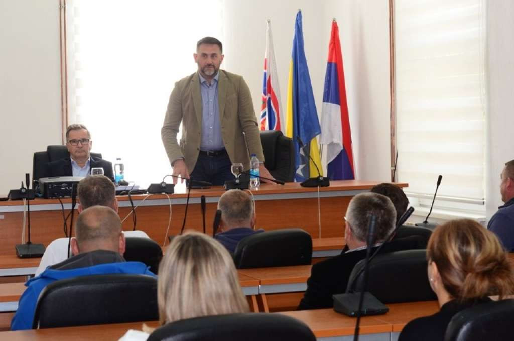 U Srebrenici 15 povratničkih porodica dobilo pomoć za izgradnju stambenih jedinica