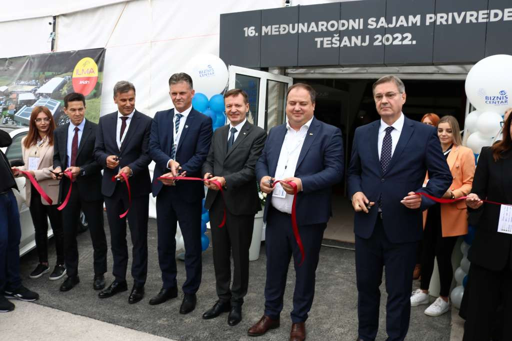 Svečano otvoren 16. međunarodni sajam privrede Tešanj 2022. godine