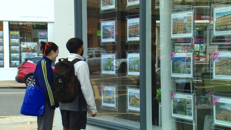 Škotska: Studentima koji ne mogu naći smještaj savjetovano da napuste fakultet
