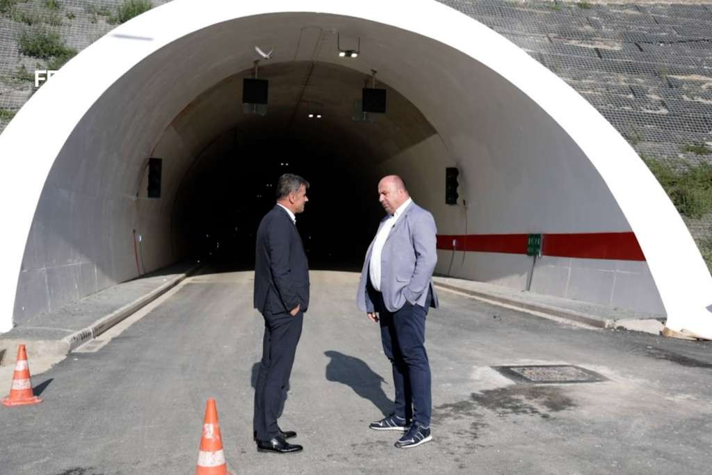 Novalić i Lasić obišli novoizgrađenu dionicu i tunel Ivan