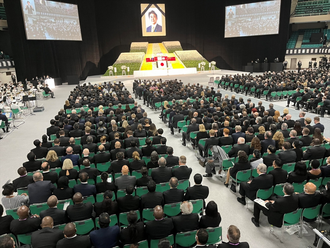 Uprkos protestima održana državna sahrana bivšeg premijera Shinza Abea