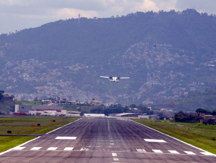 Broj putnika na bh. aerodromima pao za 72 posto u 2020. godini