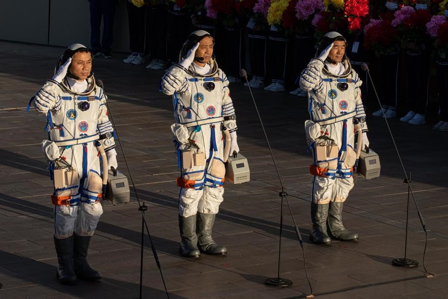 Kineski astronauti stigli na stanicu