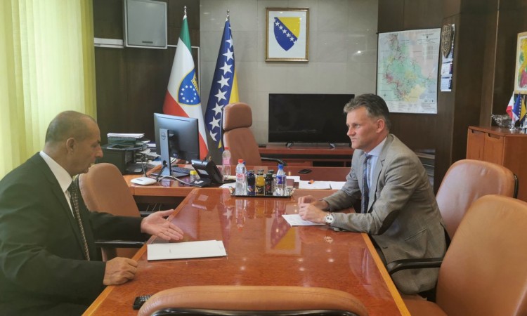 Vlada i Zavod ZDK-a osigurali novac za refundaciju lijeka Tocilizumab