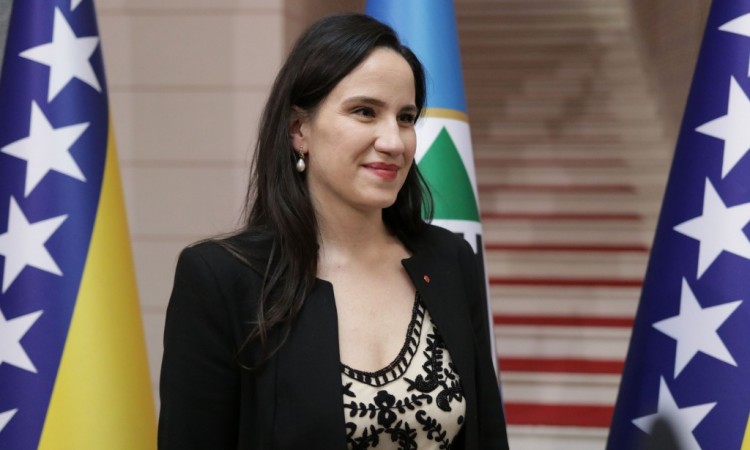 Savjetnici gradonačelnice Karić neće dobijati naknade, ušteda 120.000 KM