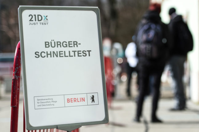Berlin od petka uvodi zabranu noćnog okupljanja