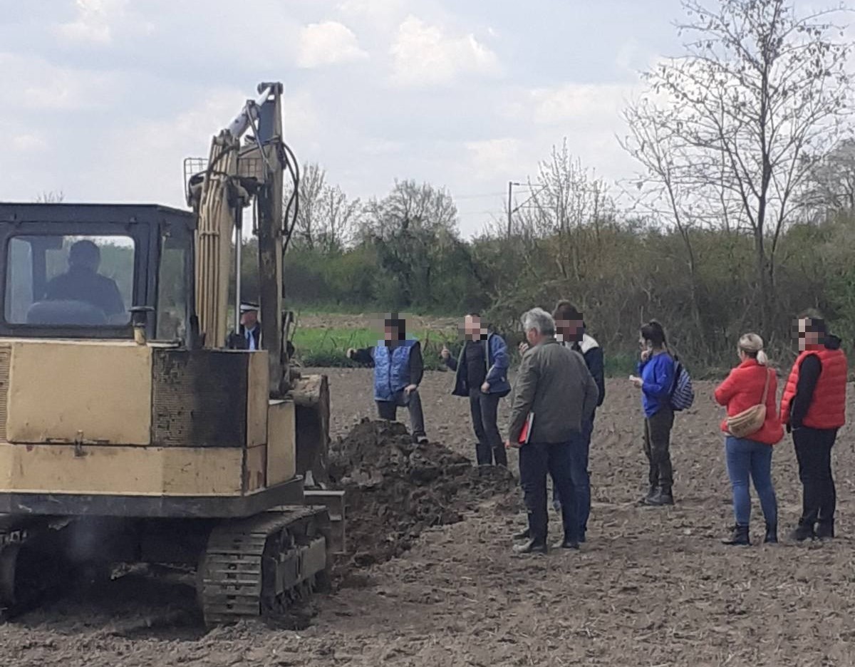 Na području Bosanskog Šamca otpočeo je proces ekshumacije