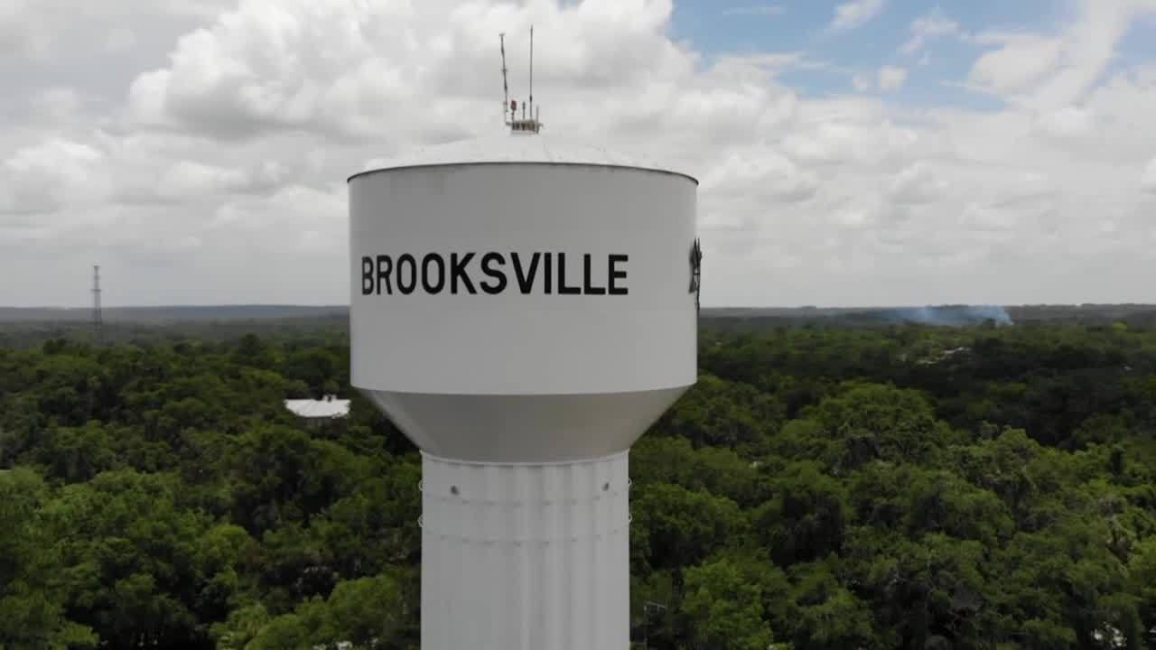 Američki gradić slučajno prodao svoj vodotoranj