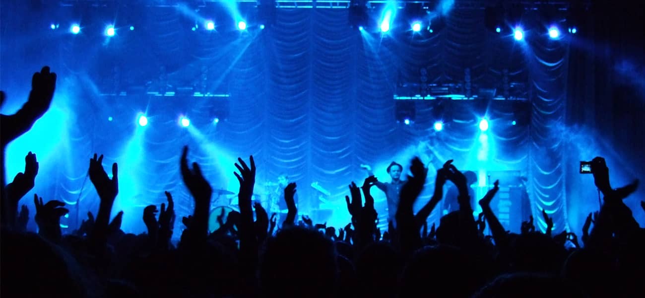 Diskoteke i koncerti sa publikom koja stoji uskoro odobreni u Francuskoj