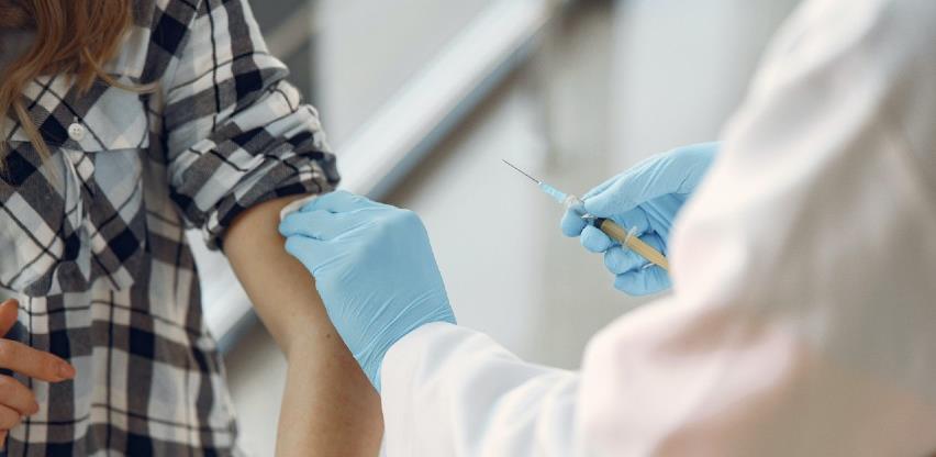 Počinje prijava za vakcinaciju stanovnika KS koji nisu osiguranici Zavoda