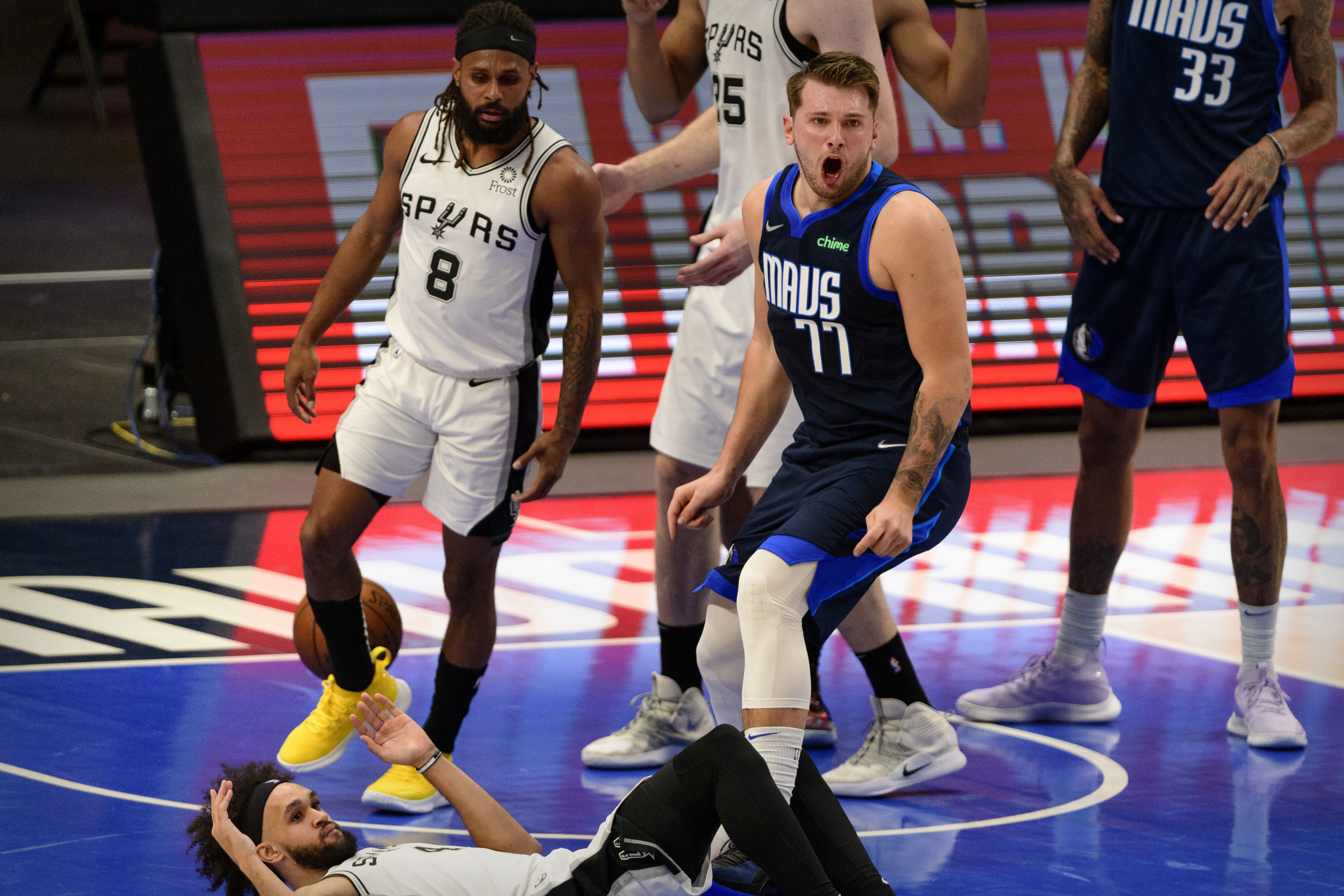 NBA: Pobjede Dallasa i Memphisa
