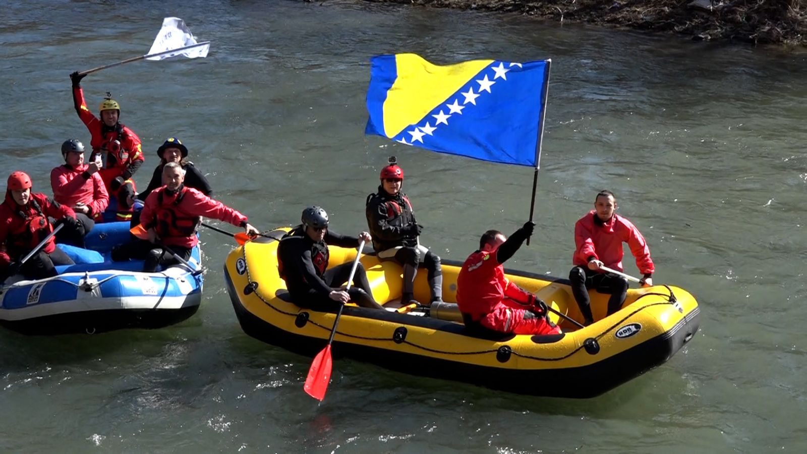 Tradicionalnim spustom niz Vrbas obilježen Dan nezavisnosti BiH