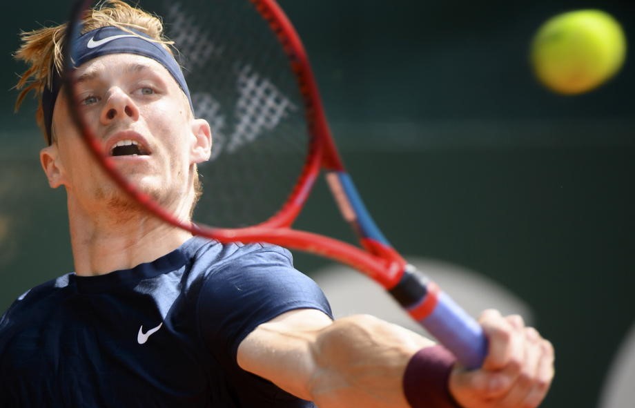 Denis Shapovalov se povukao sa Roland Garrosa