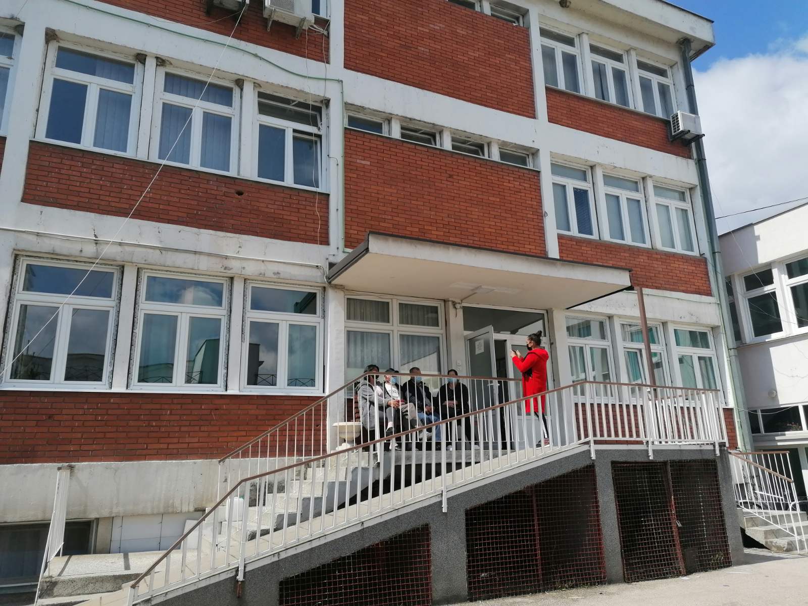 Postignut dogovor nadležnih, pacijenti iz Gradačca nastavljaju sa dijalizom u Odžaku