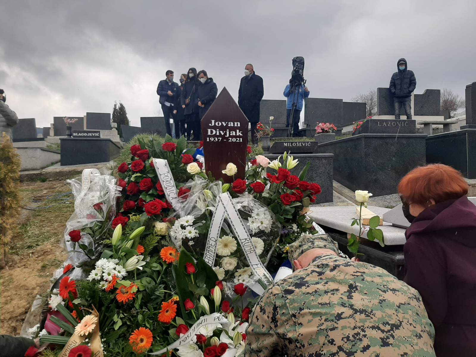 Sahranjen legendarni general Jovan Divjak