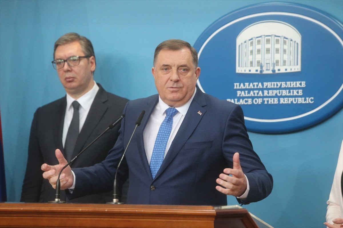 Dodik: RS neće voditi rat ni za svoju samostalnost, ali hoće se braniti