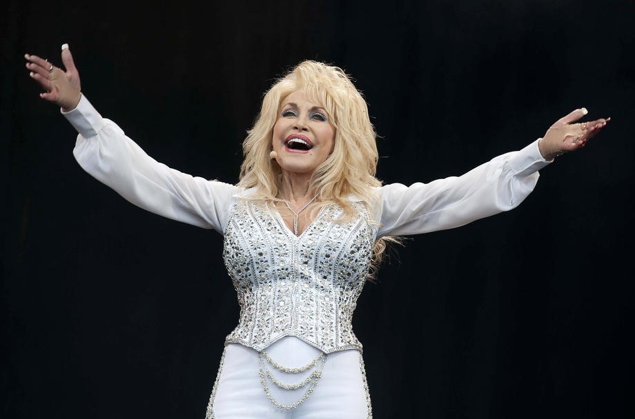 Dolly Parton ne želi svoju statuu u rodnom Tenneseeju
