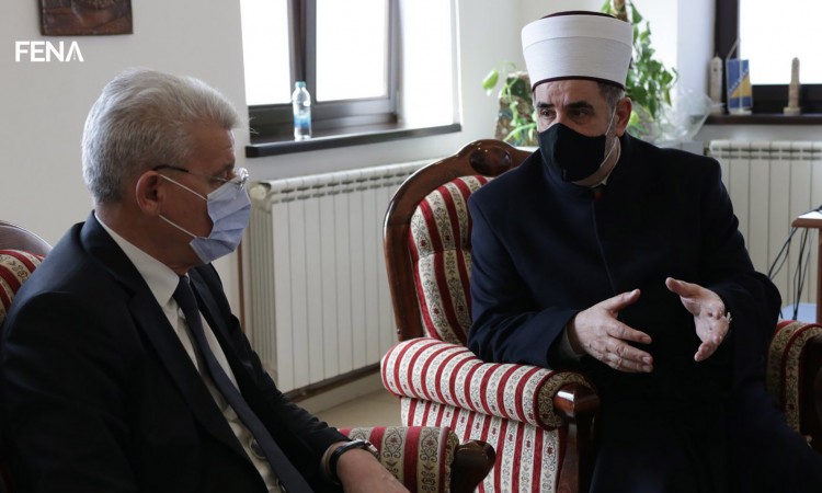 Džaferović i muftija Abdibegović razgovarali o položaju povratnika