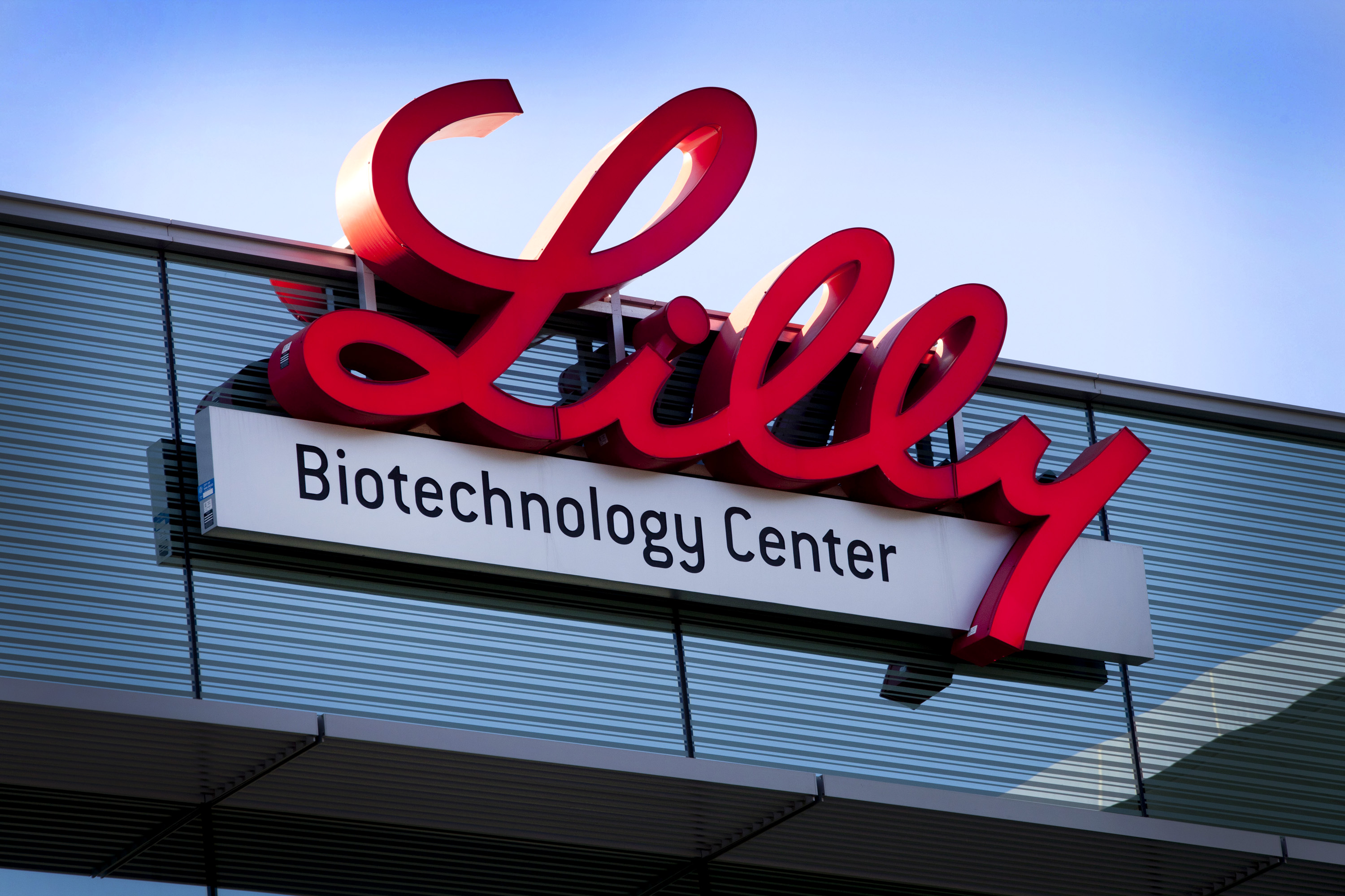Koktel antitijela Eli Lilly smanjuje broj hospitalizacija i umrlih za 87 posto