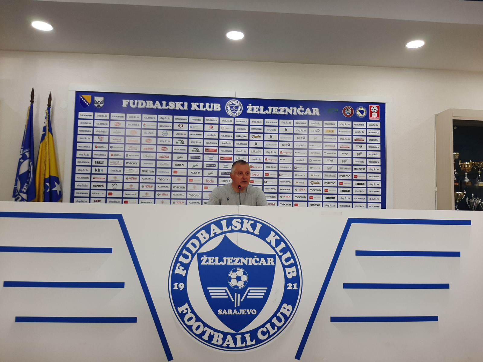 U plavom salonu predstavljen novi trener FK Željezničar Tomislav Ivković