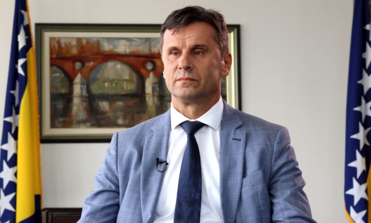 Novalić zatražio od FUP-a hitan pregled službenih vozila svih članova Vlade FBiH