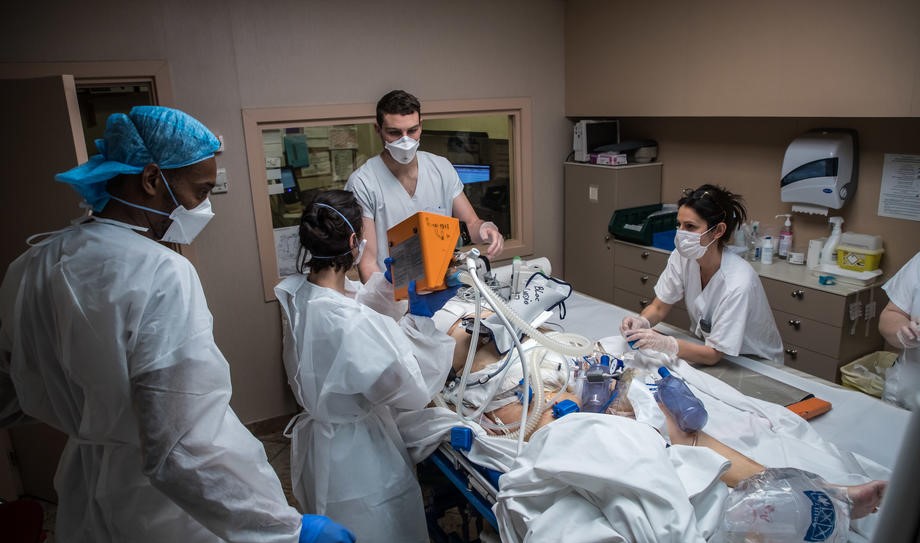 Rast broja novozaraženih u Evropi izaziva bojazan od trećeg vala pandemije