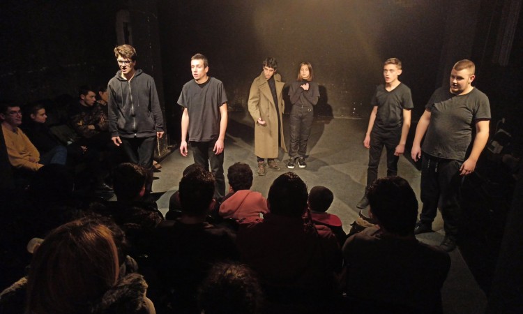 U subotu on line premijera predstave nastale u suradnji s migrantima