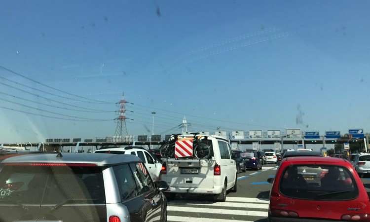 U Sloveniji od danas novi propisi za prelazak granice