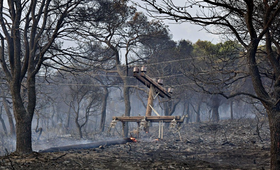 U Grčkoj bukti požar, izgorjelo više od 4.000 hektara šume