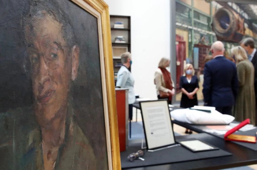 Lični predmeti, prepiske i kabinet Stephena Hawkinga postaju dio muzeja