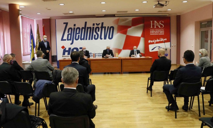 HNS: Mostar je stolni grad Hrvata, podržavamo Milanovića