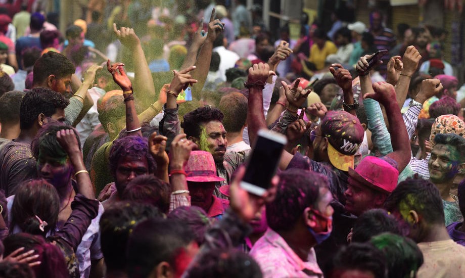 Tokom festivala Holi u Indiji poginula 41 osoba