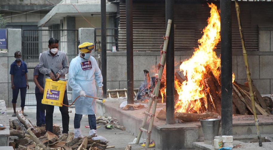 Ponovo rekordan broj umrlih od koronavirusa u Indiji