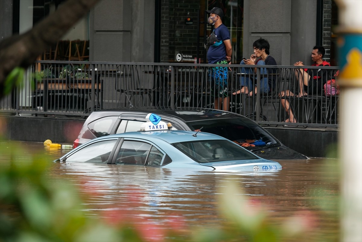 Poplavama pogođeno oko 28.000 stanovnika u Indoneziji