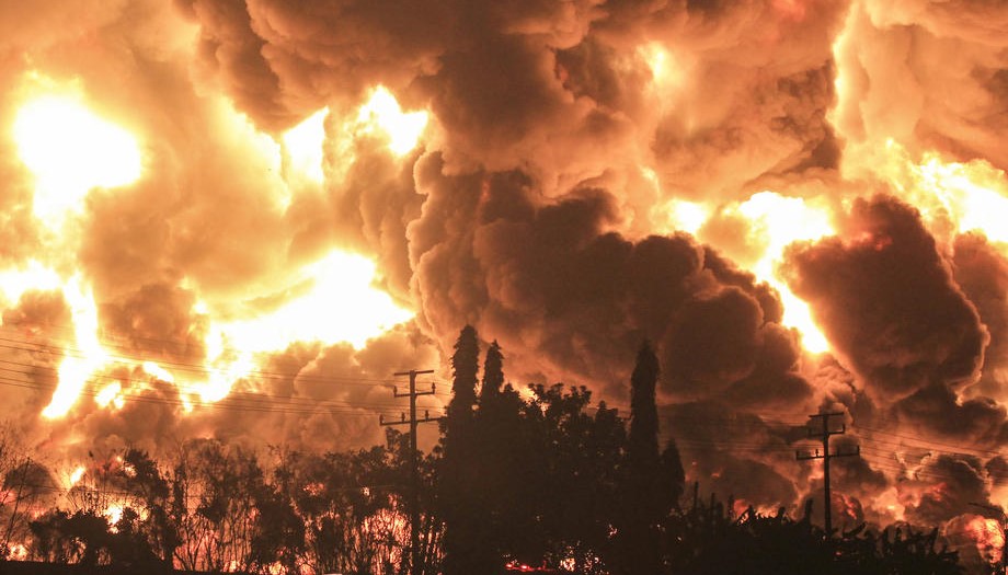 Stotine evakuisane zbog požara u indonežanskoj rafineriji nafte
