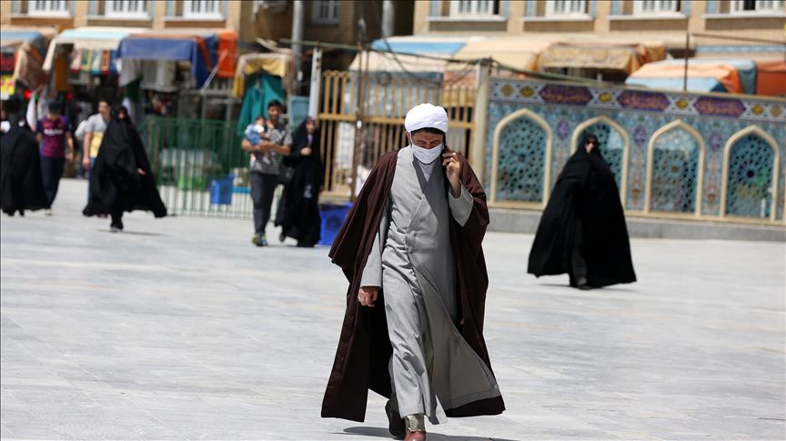 Broj zaraženih u Iranu buknuo nakon Nove godine