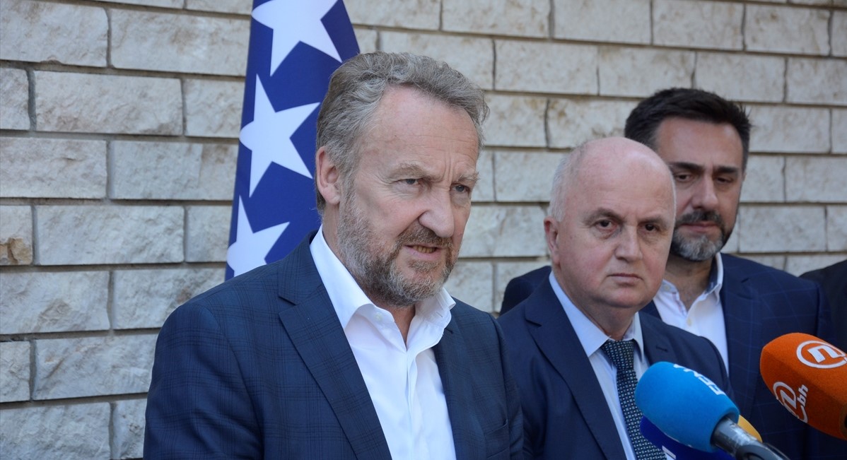 "Puno smo više zainteresovani za ostanak Hrvata u BiH od Jandrokovića"