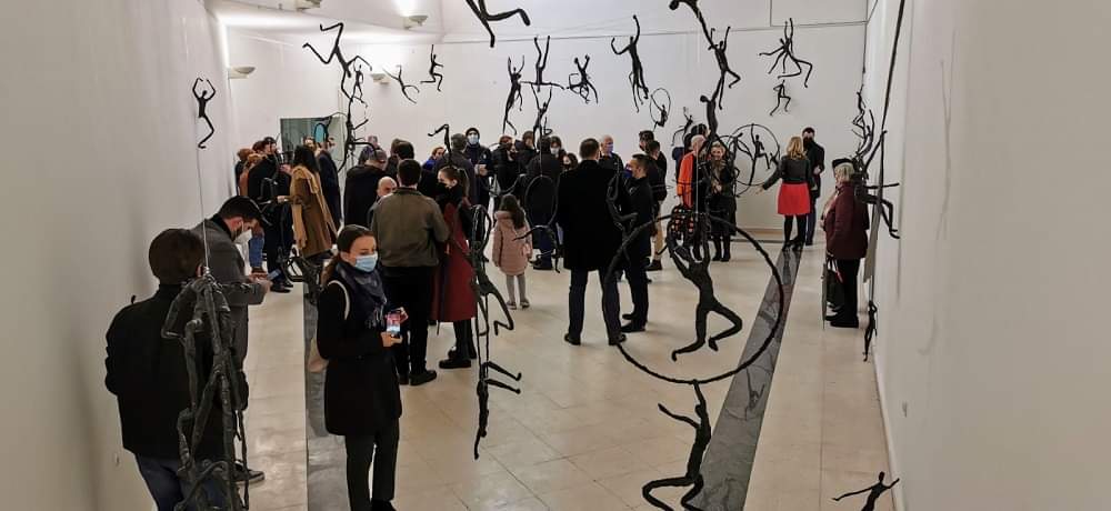 U Tuzli otvorena izložba skulptura Kristine Livančić iz Viteza