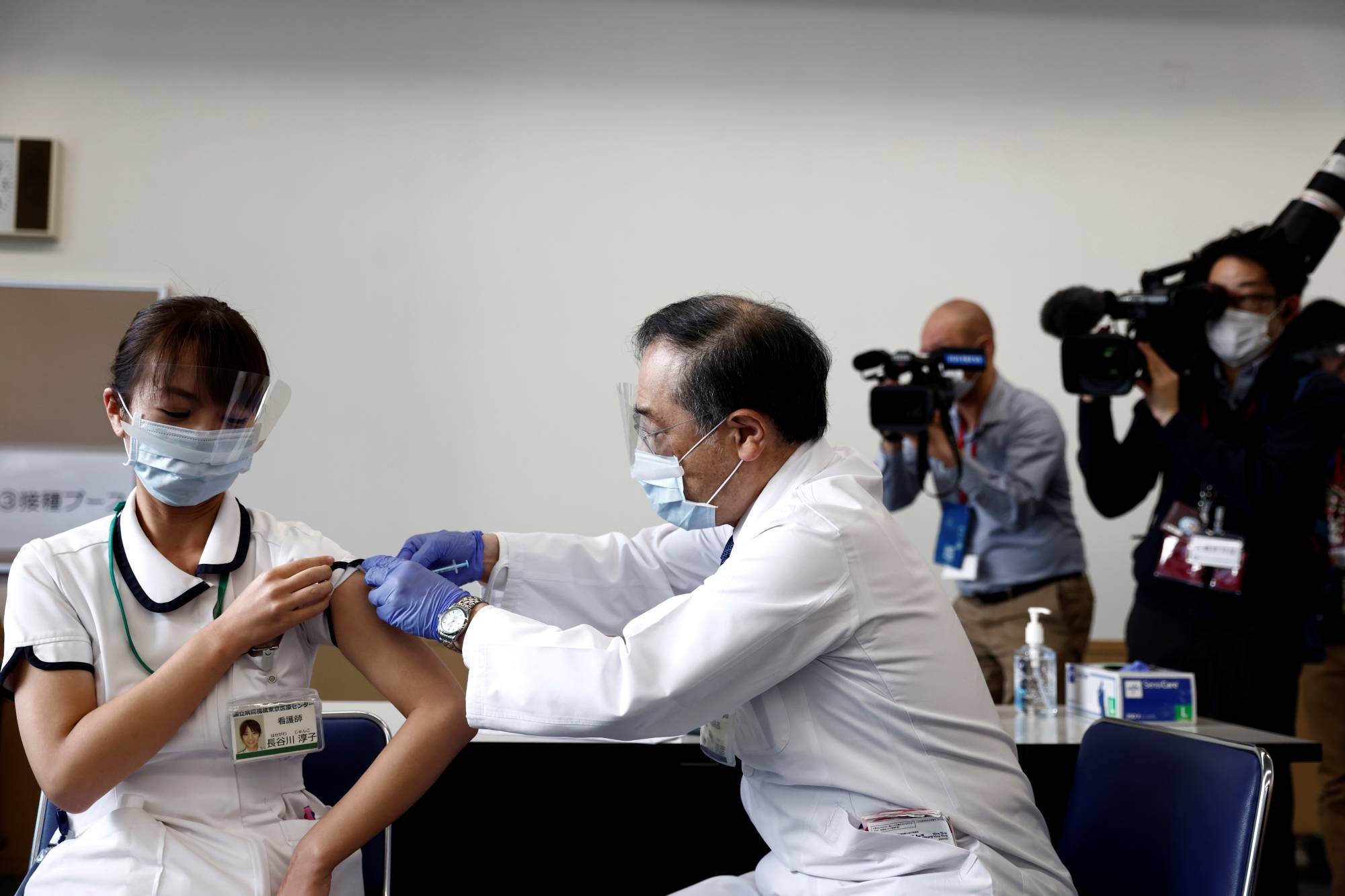 Japan planira otvoriti centre u kojima će dnevno vakcinisati oko 10.000 ljudi