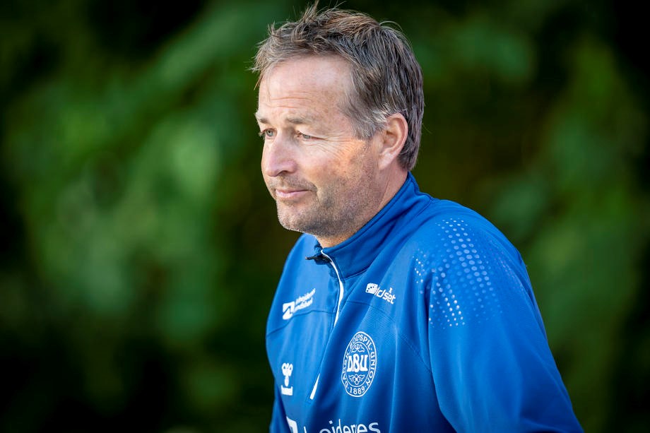 Danski selektor kritikovao Uefu zbog nastavka meča sa Finskom