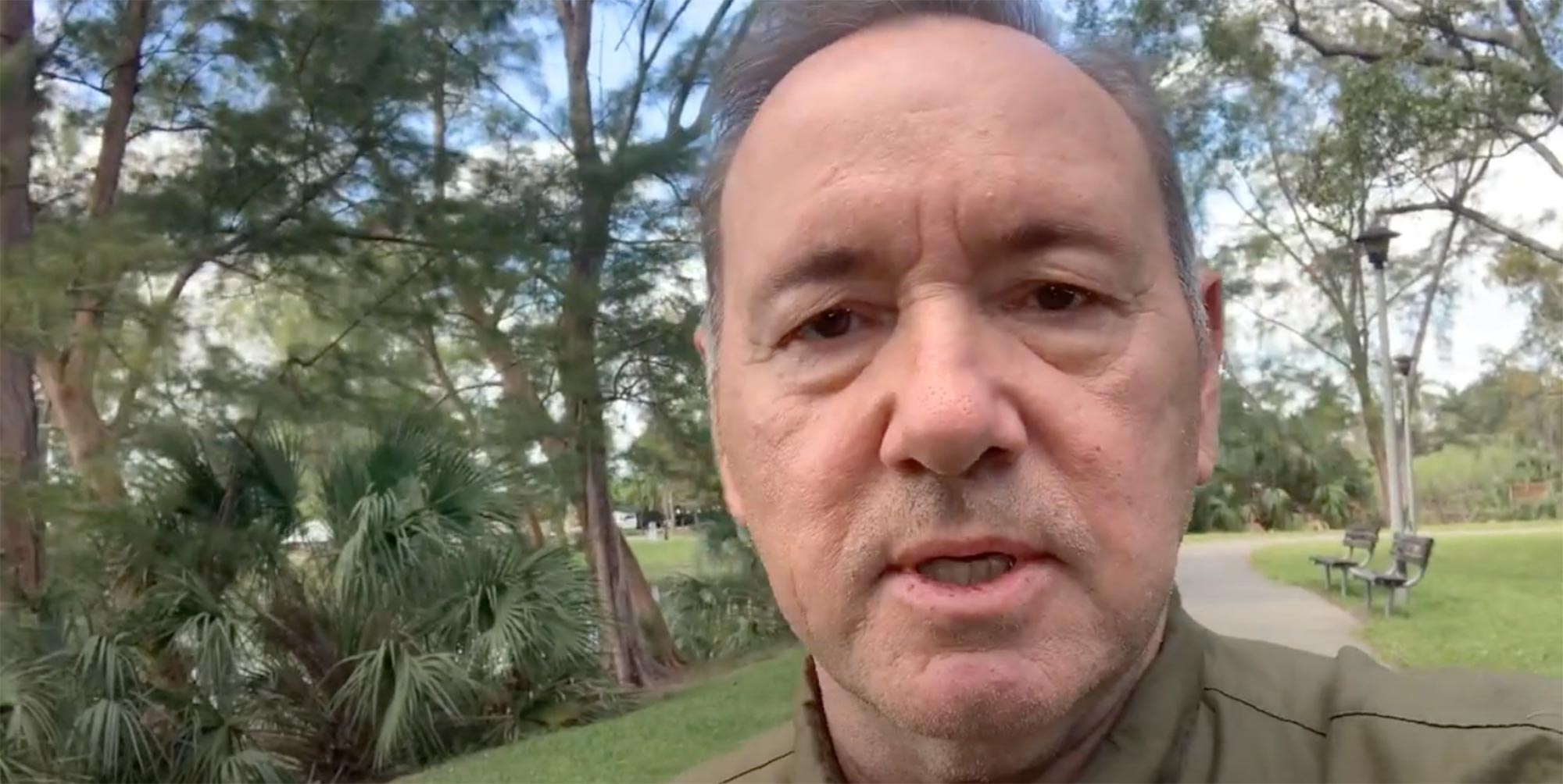 Kevin Spacey posvetio božićni video svima koji pate