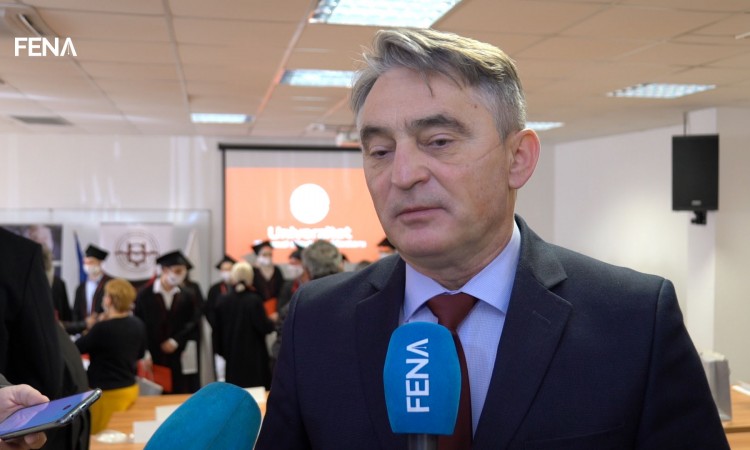 Komšić: Dodik ne saziva sjednice, više je u Beogradu nego na poslu