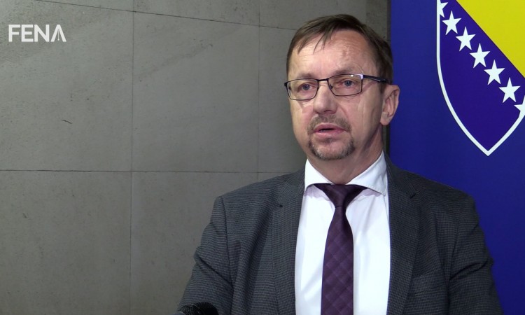 Online nastava u školama u ZDK produžena za još jednu sedmicu