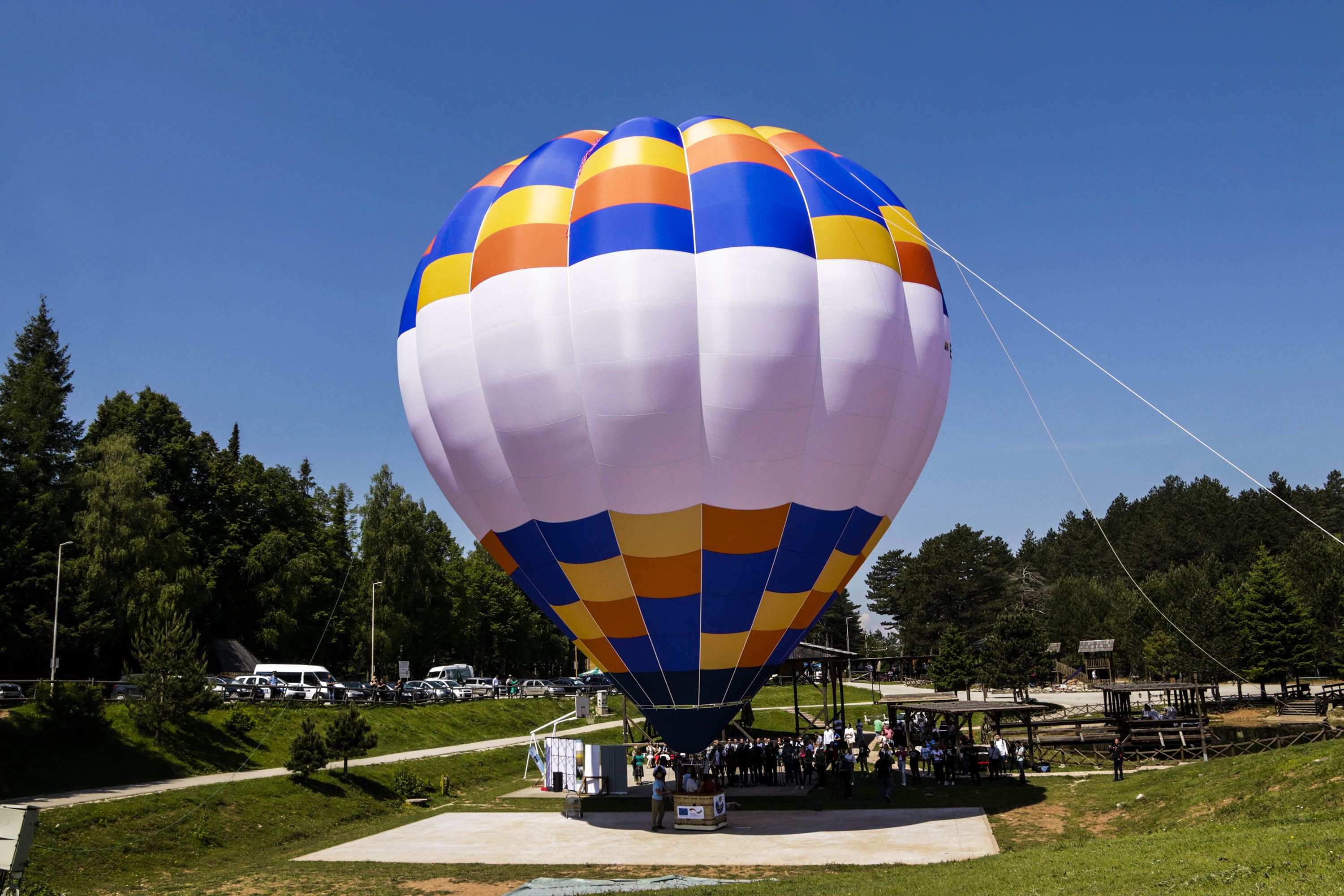 Na Trebeviću promovirana nova turistička atrakcija, let balonom