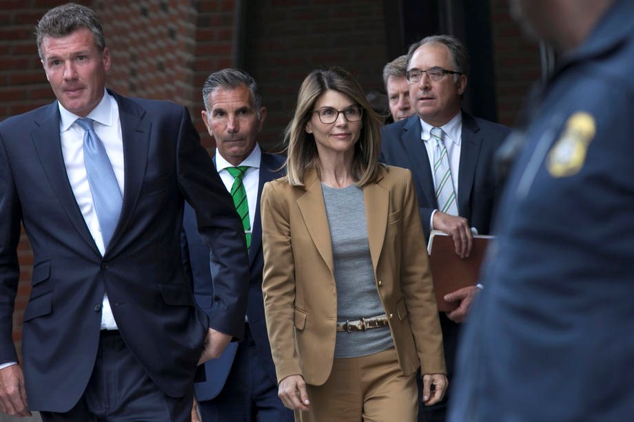 Glumica Lori Loughlin puštena iz zatvora