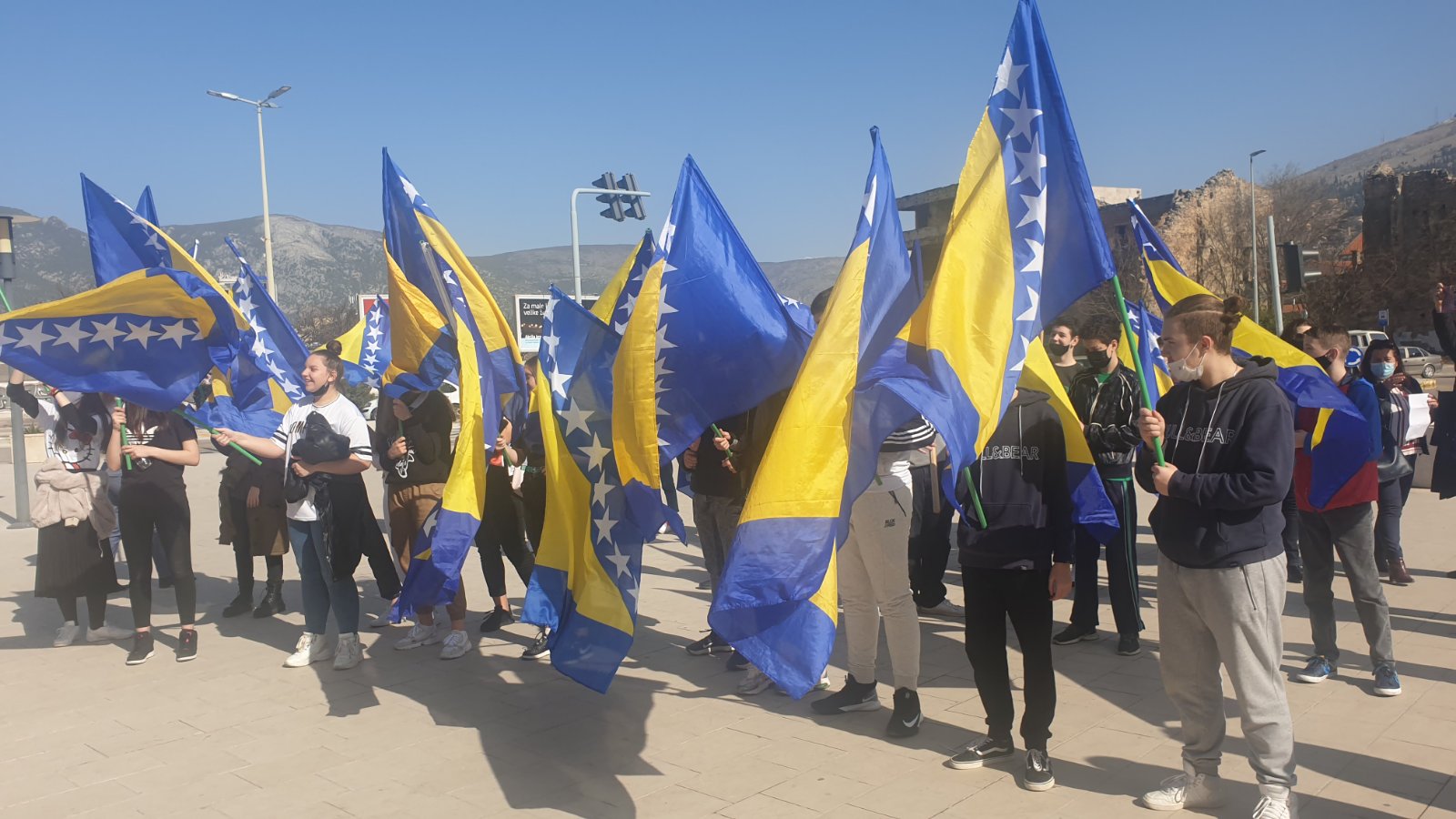 Mostarski učenici obilježili Dan neovisnosti BiH