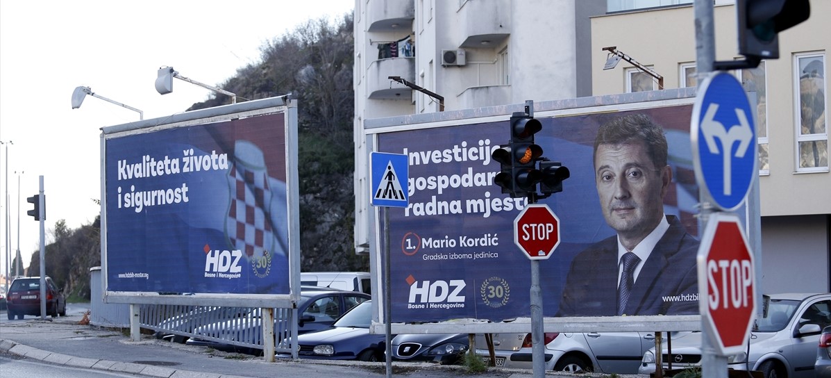 Predizborna atmosfera u Mostaru bez velikog broja plakata