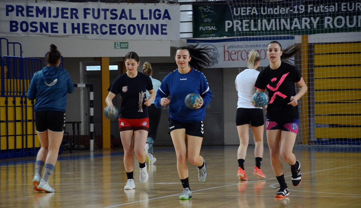 Najbolje bh. rukometašice okupile se u Mostaru: Napraviti jezgro tima za budućnost