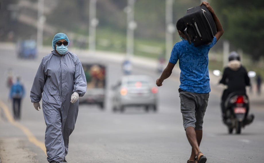 Žarište covida-19 širi se iz Indije u Nepal