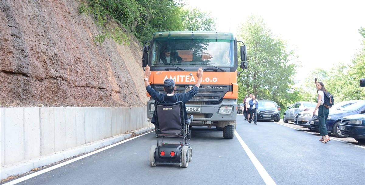 Spriječen dolazak mašina na rijeku Neretvicu, odjekuje pjesma građana